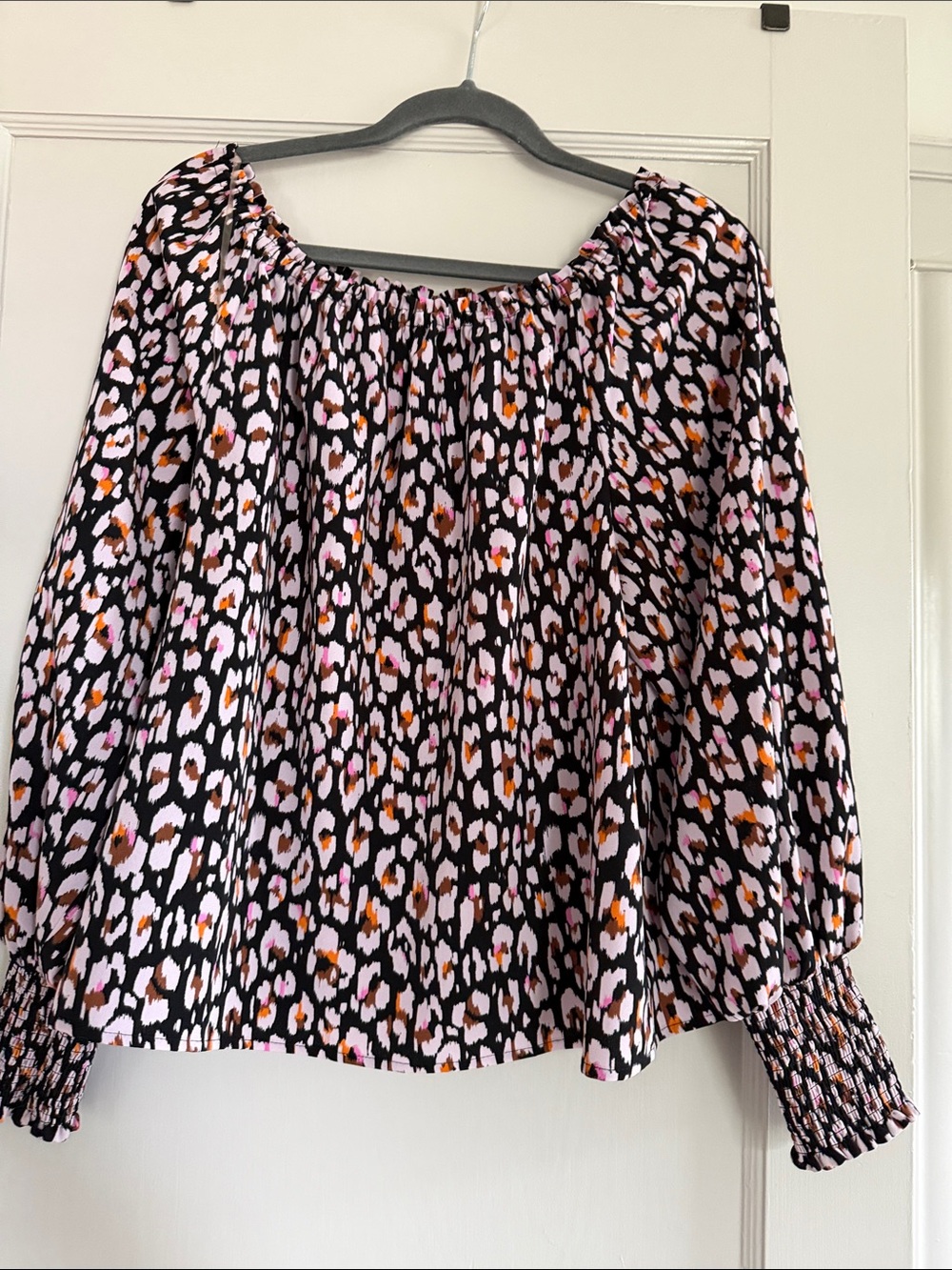 Sanctuary Black Pink Orange Animal Print Peasant Blouse